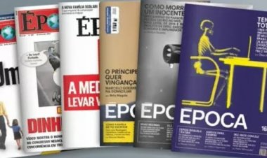 Revista Época fecha Família Bolsonaro festeja