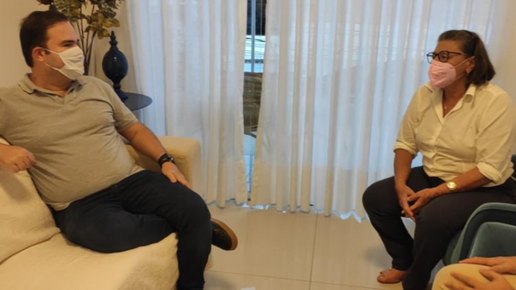 Notícia » São Sebastião do Passé: Deputado Federal Cacá Leão e a Prefeita Nilza da Mata concedem entrevista ao o Radião