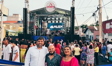 Neto Paim participa da comemoração,  na cidade de Aiquara dos festejos de 60 anos de Emancipação Política.