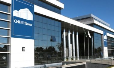 CNJ aposenta compulsoriamente juiz que gravou vídeo com Eduardo Bolsonaro