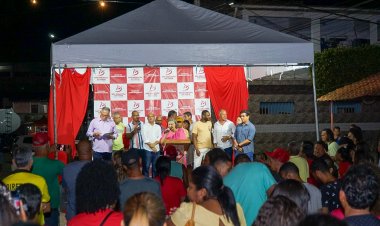 Prefeitura assina ordem de serviço para reforma de praça na IV Etapa da Urbis