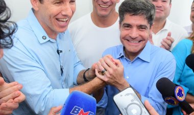 *Em Jequié, ACM Neto oficializa convite a Zé Cocá para vice na disputa pelo Governo da Bahia*